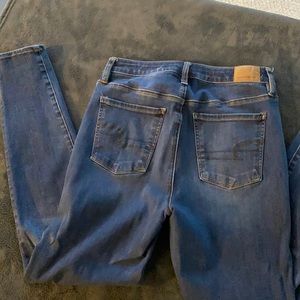 Size 8 women’s new without tags 360 next level stretch super high rise jeggings